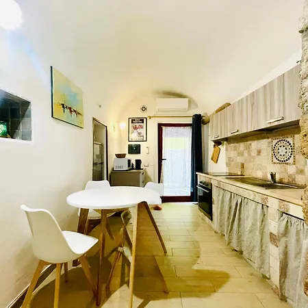 Domo Mea Authentic And Modern At The Castle Appartement *