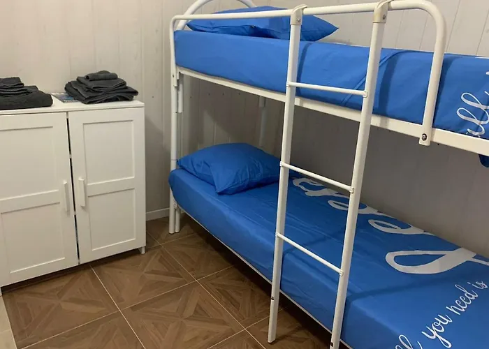 Domo Mea Authentic And Modern At The Castle Apartman